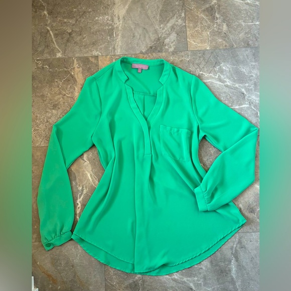 Flowy Green Blouse - Picture 1 of 2